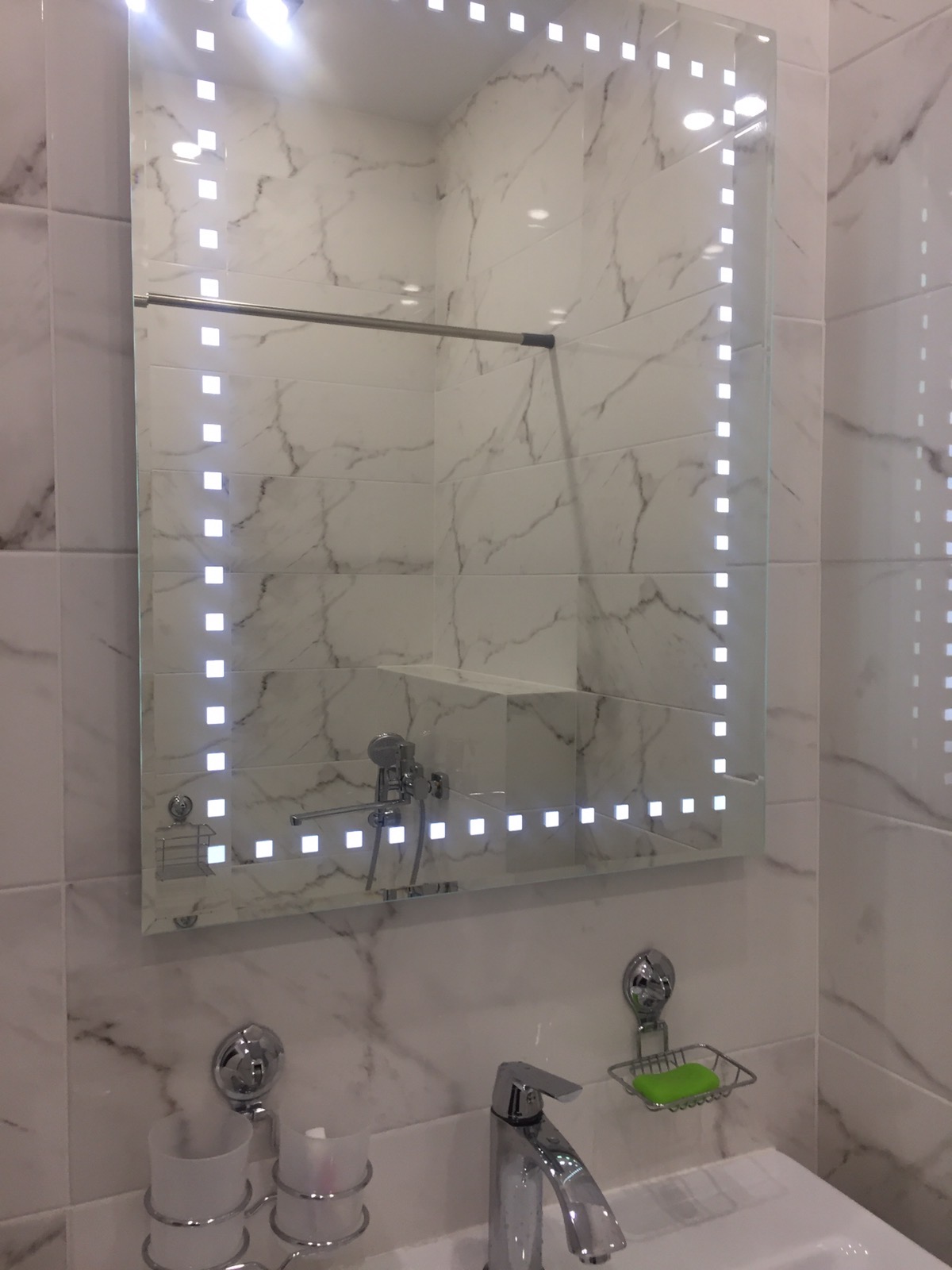 2-комн., октябрьский, байкалькая, д.232а, 6/10 эт., монолит-кирпич, 75/50/15 м2, посуточно