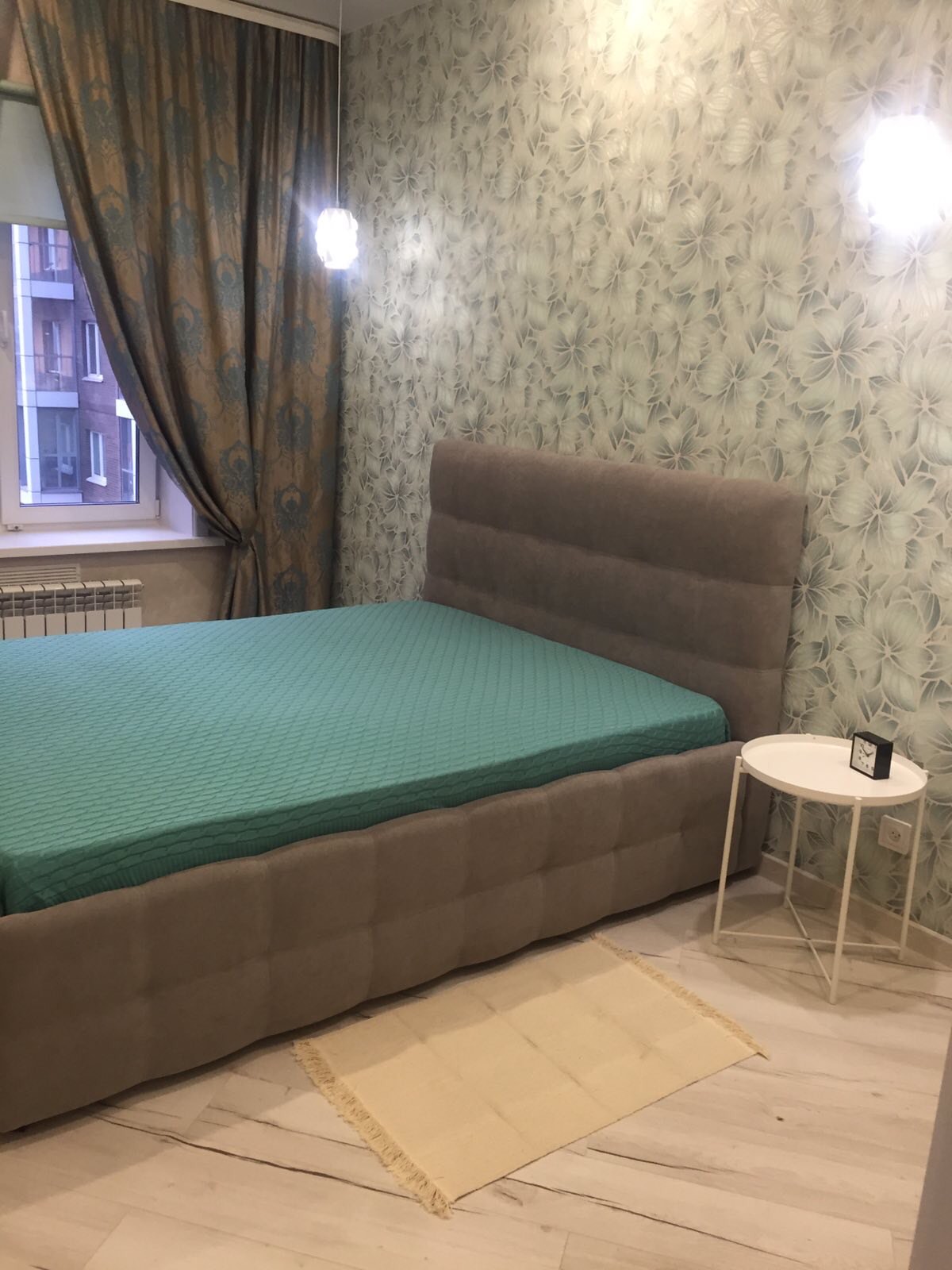 2-комн., октябрьский, байкалькая, д.232а, 6/10 эт., монолит-кирпич, 75/50/15 м2, посуточно