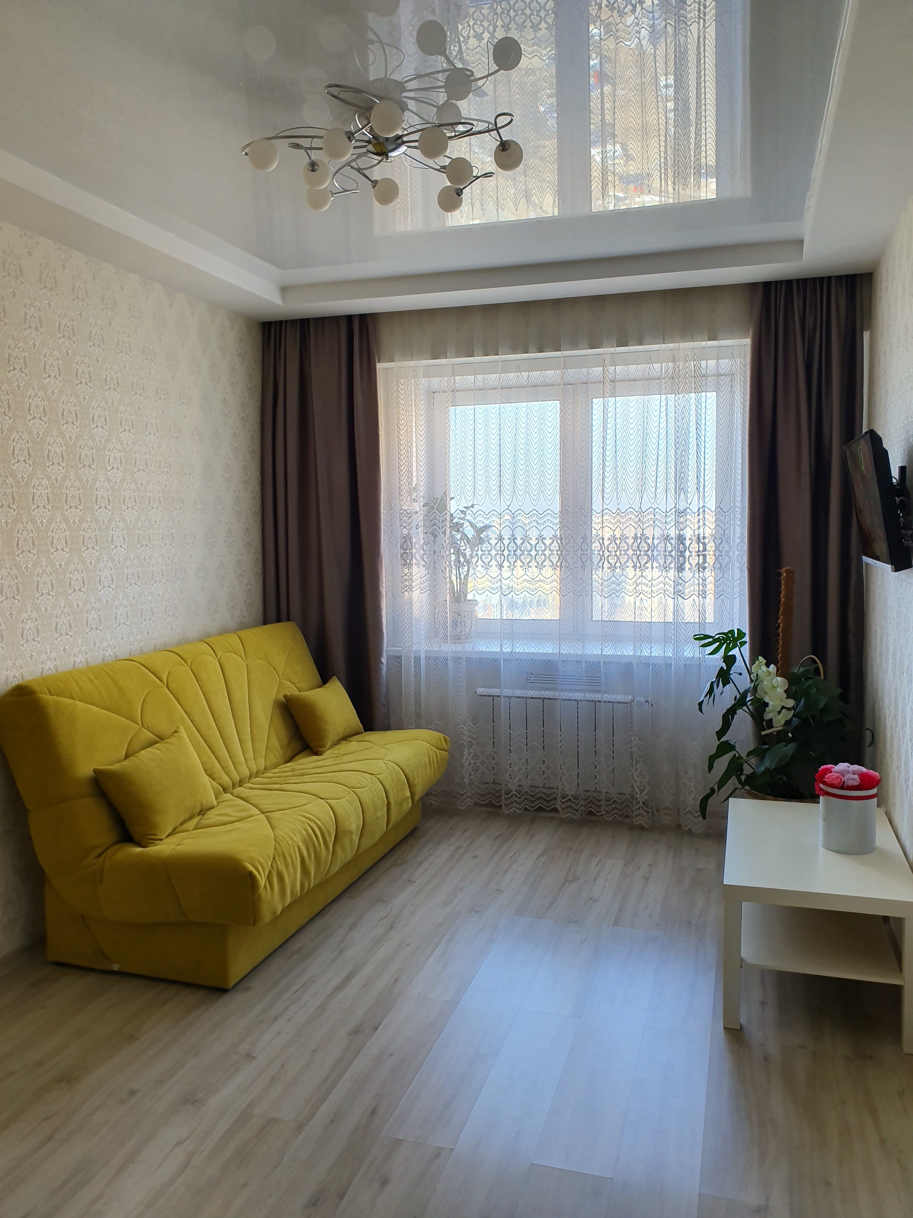 2-комн., Депутатская, д. - 69, 14/16, Монолит-Кирпич, 50, Посуточно